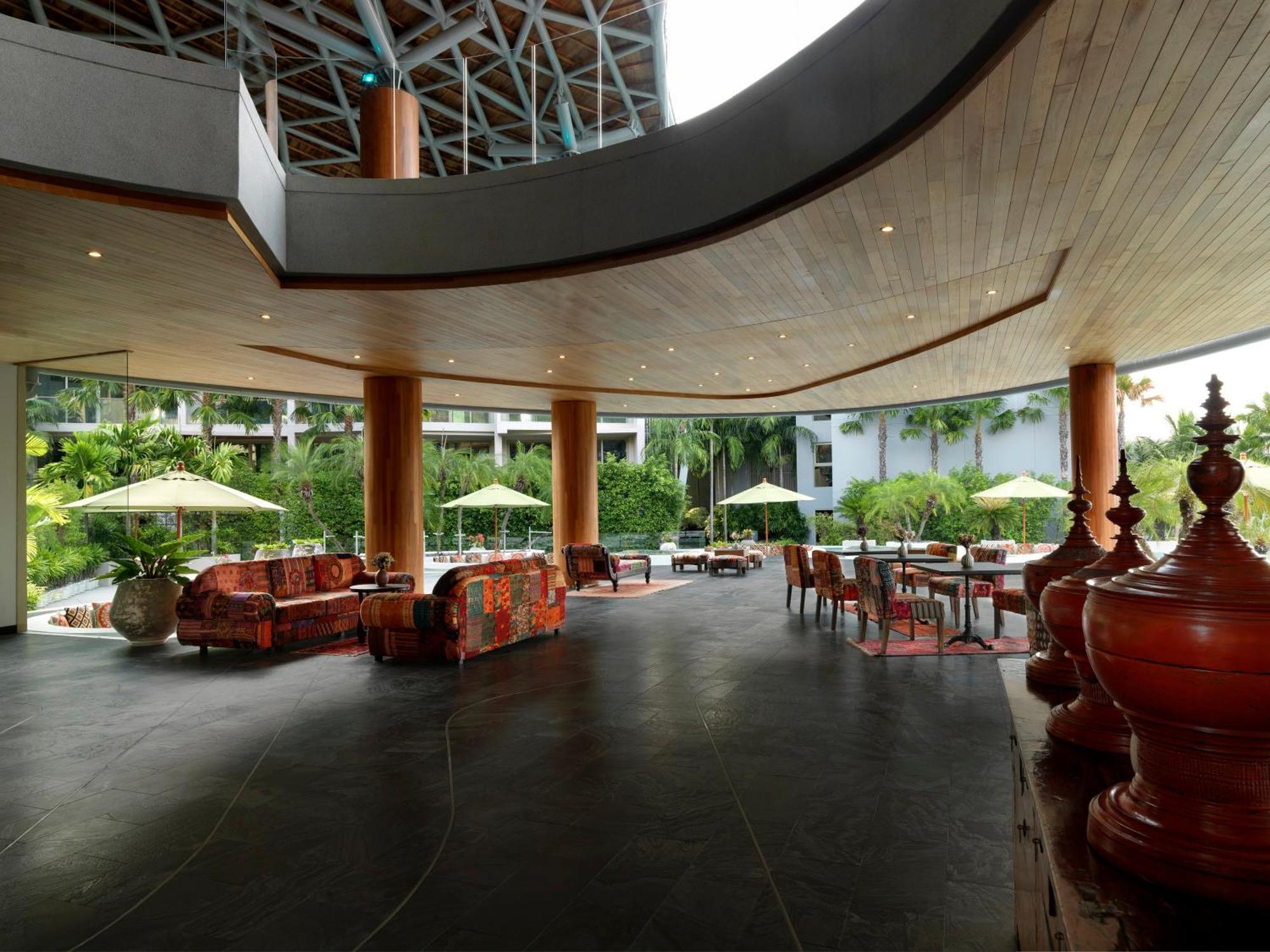 Wyndham Grand Nai Harn Beach Phuket Bagian luar foto